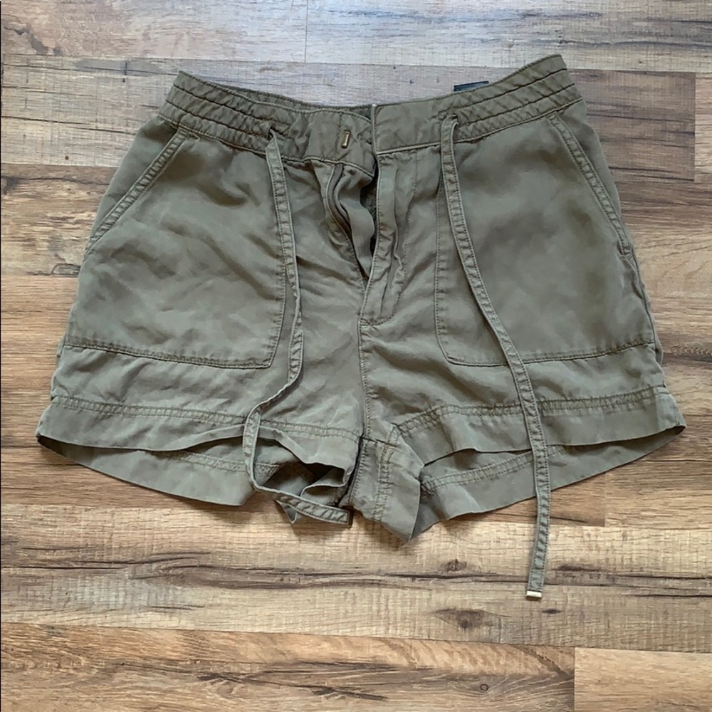 High rise shorts